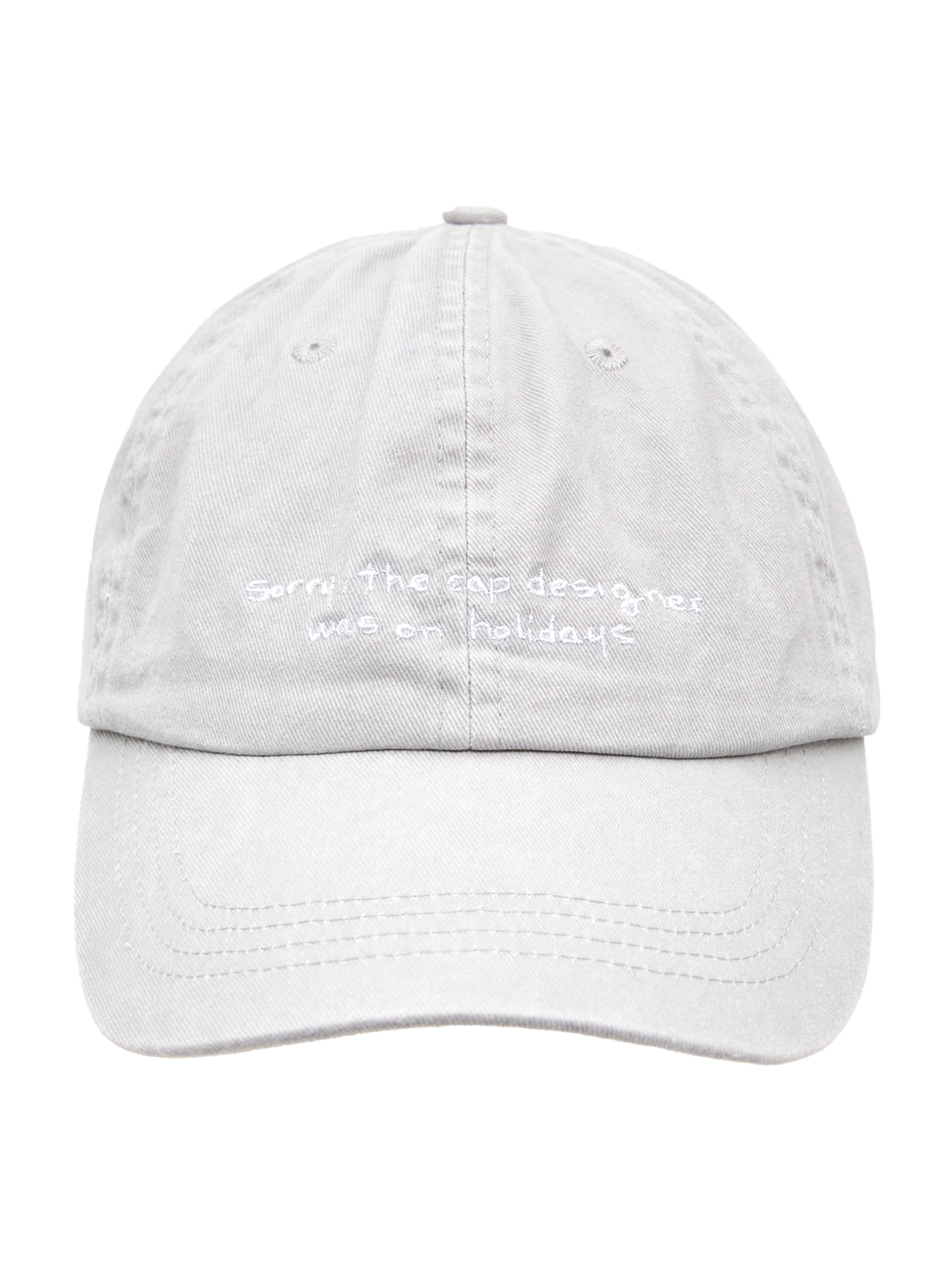 Pull&Bear Шапка с козирка в сиво: отпред