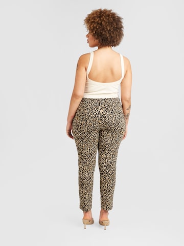 Coupe slim Pantalon 'GOLDTRASH CLASSIC' ONLY Carmakoma en noir