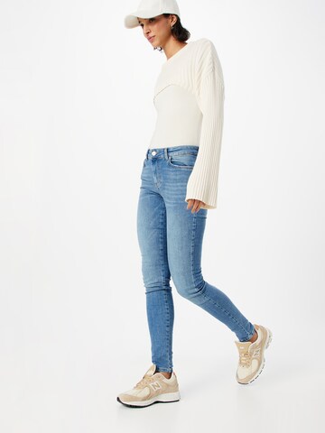 PIECES Skinny Jeans 'Delly' in Blau