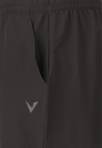 Virtus Regular Sporthose 'Dagen' in Schwarz