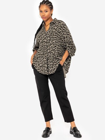 SASSYCLASSY Bluse in Grau