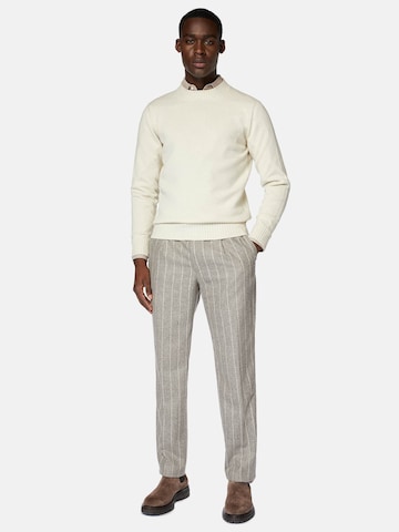 Boggi Milano Slim fit Trousers in Beige