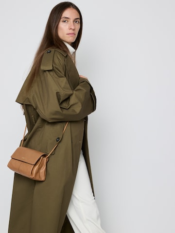 Borsa a tracolla 'Whisper' di Picard in marrone: frontale