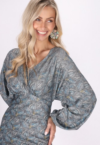 Robe IZIA en gris