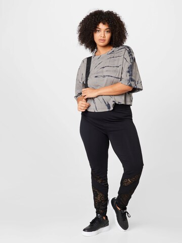 T-shirt oversize Urban Classics en gris