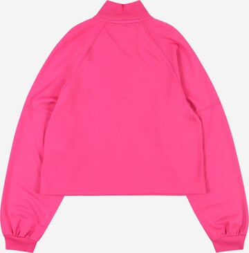 TOMMY HILFIGER Sweatshirt in Rot