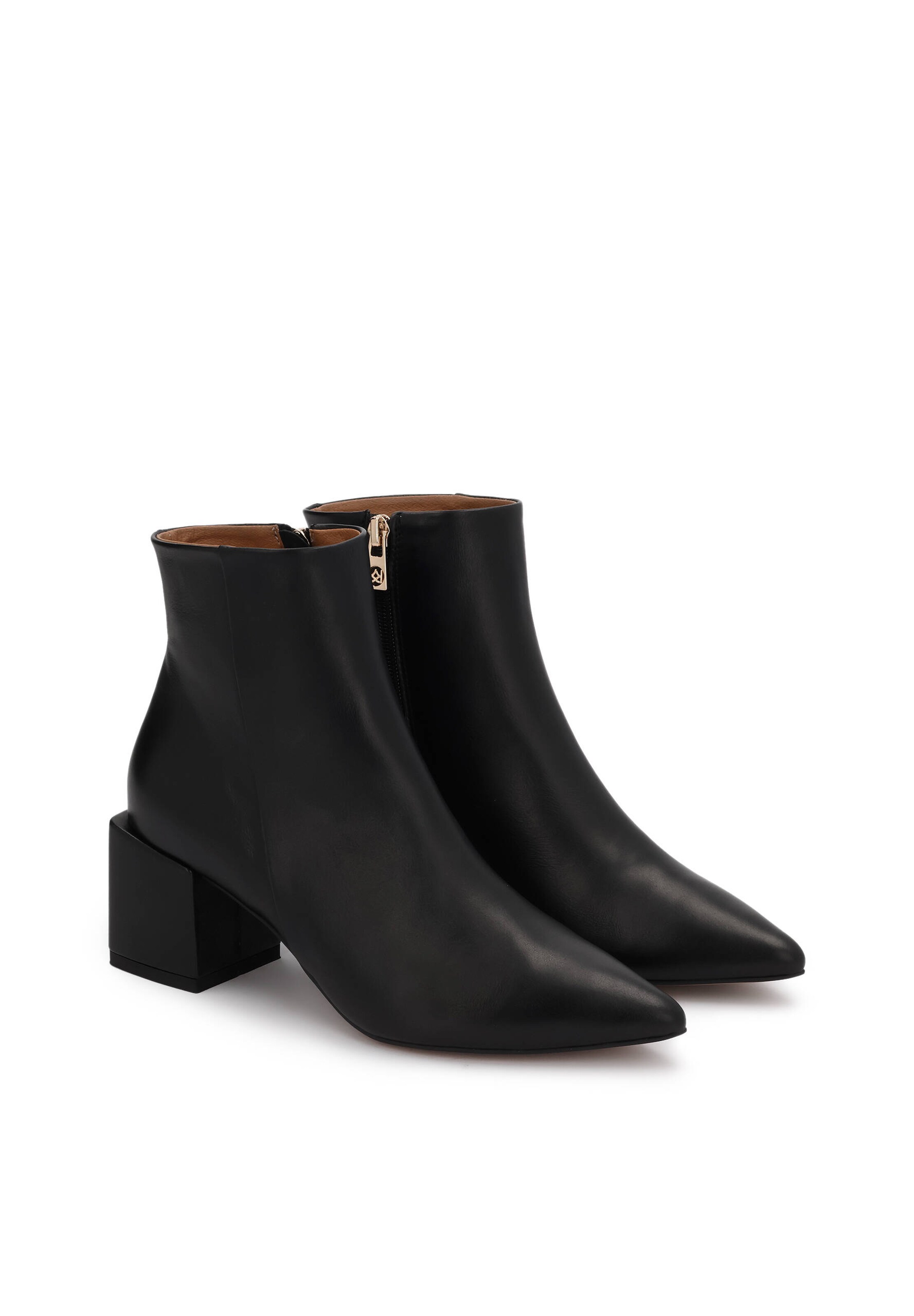 Ankle boots di Kazar in nero