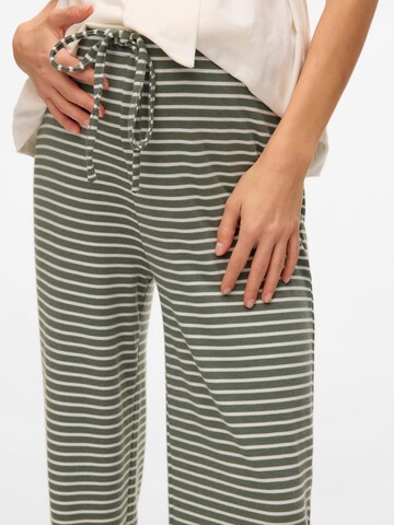 MAMALICIOUS Regular Trousers in Green