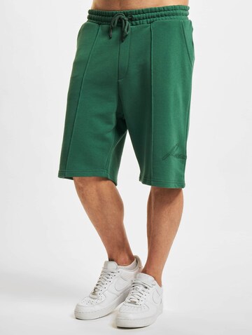 ROCAWEAR Regular Bundfaltenhose 'ExcuseMe' in Grün