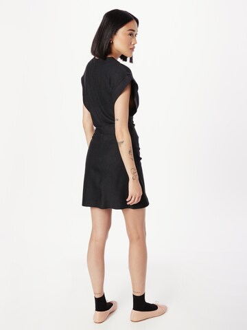 Rochie 'PENA' de la IRO pe negru