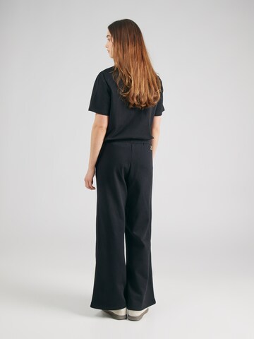 juoda EA7 Emporio Armani Plačios klešnės Kelnės 'TRAIN VISIBILITY'
