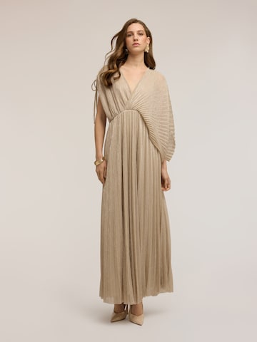 Robe de soirée MOTIVI en or
