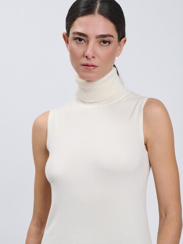 Influencer Pullunder in Beige