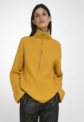 Pull-over Laura Biagiotti Roma en jaune : devant