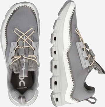 Sneaker bassa 'Cloudaway' di On in grigio