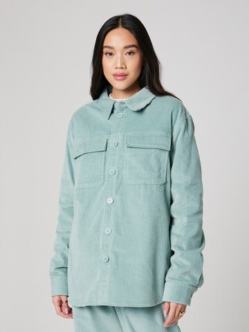 ABOUT YOU x Alvaro Soler Regular fit Button Up Shirt 'Faris' in Green