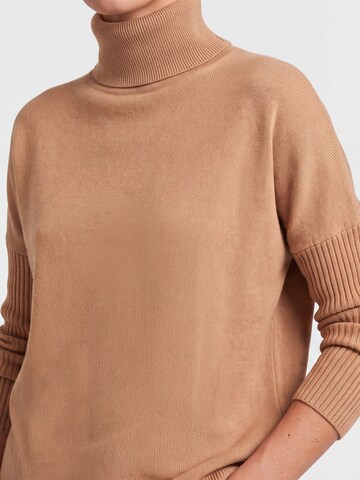APART Pullover in Braun