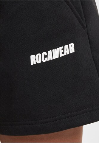 ROCAWEAR Regular Shorts in Schwarz