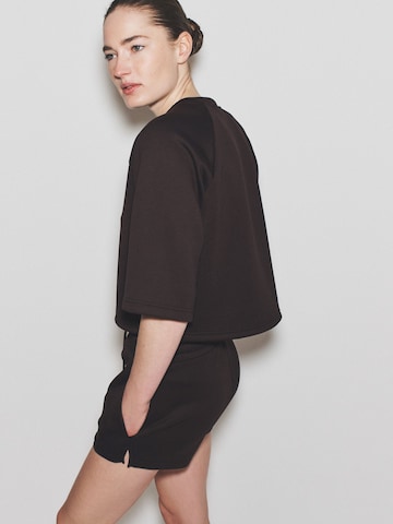 The Set Облекло за бягане в кафяво