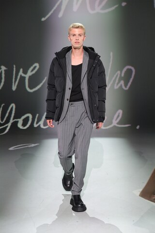 WE Fashion Tussenjas in Zwart