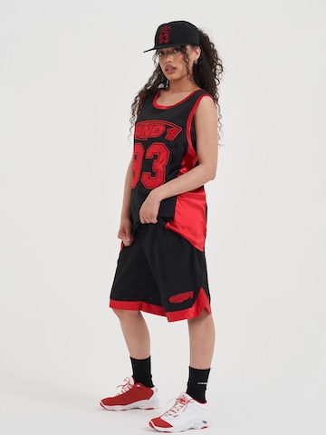 AND1 Regular Pants in Black