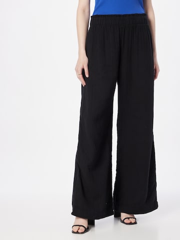 GAP Wide leg Broek 'GAUZE' in Zwart: voorkant