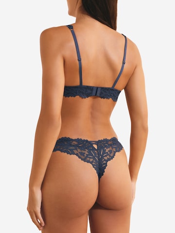 String 'Legende' di ETAM in blu
