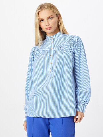 Rich & Royal Blouse in Blue: front