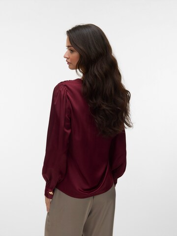 Chemisier 'VMCHARM' VERO MODA en rouge