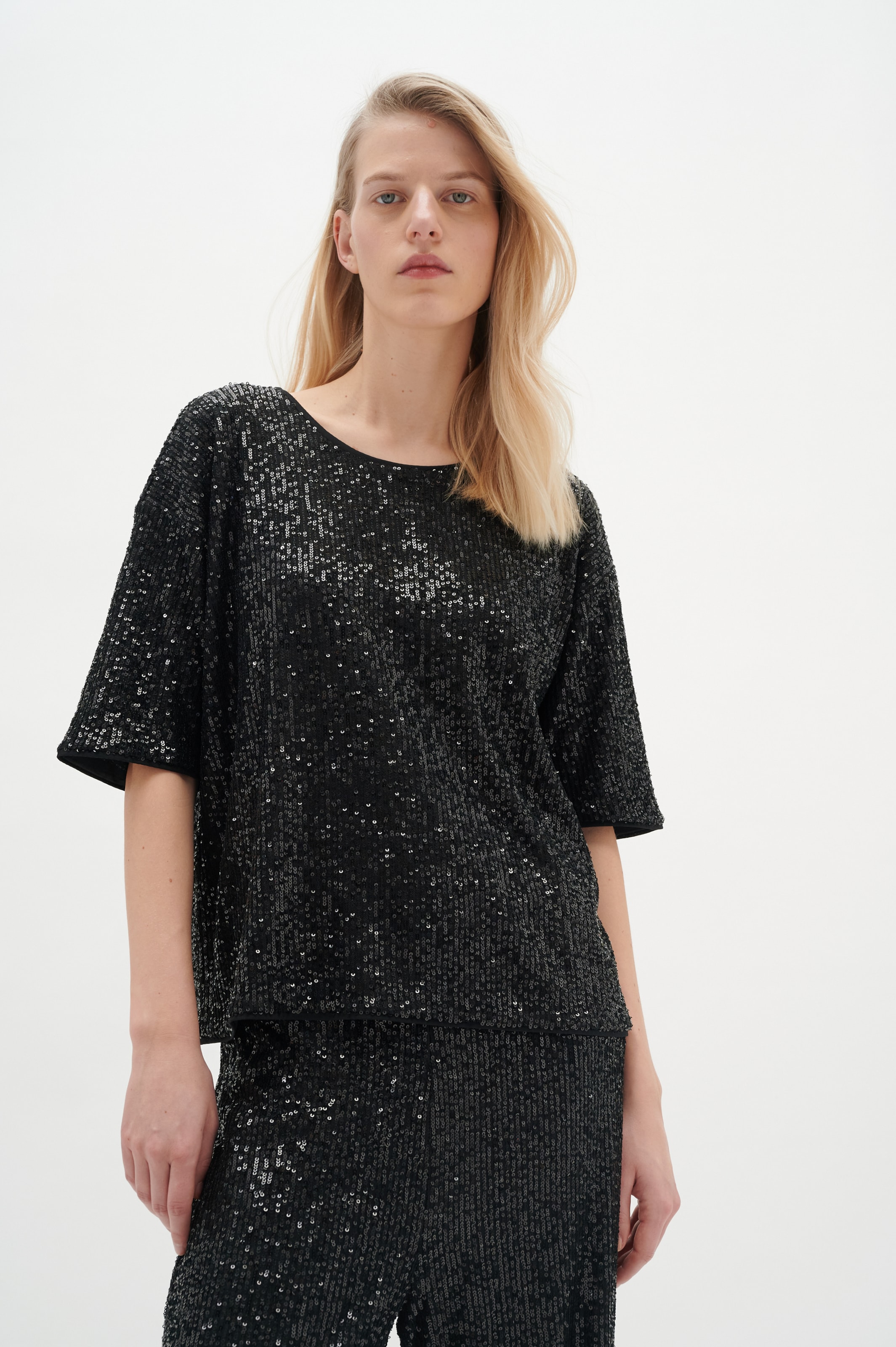 InWear Shirt 'Jarjar' in Zwart: voorkant