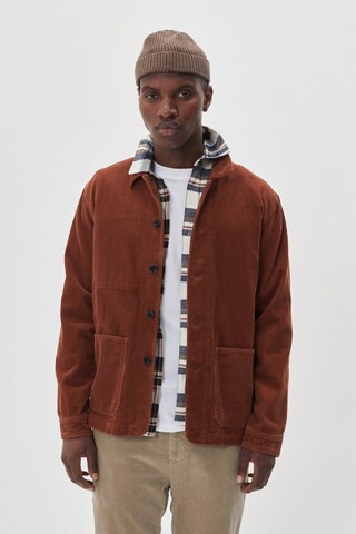 Veste mi-saison Matinique en marron : devant