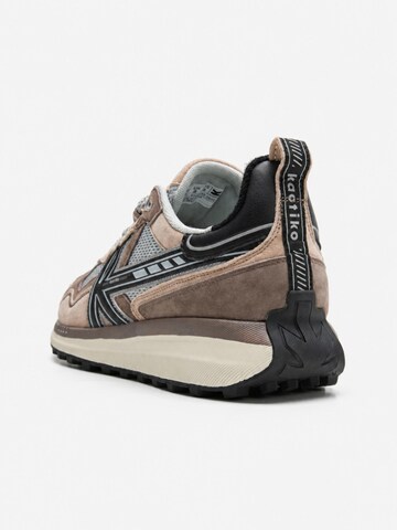 Kaotiko Sneakers laag 'Vancouver Tech' in Bruin