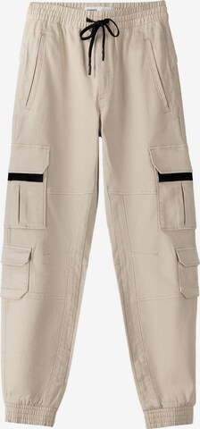 Pantalon cargo Bershka en beige : devant