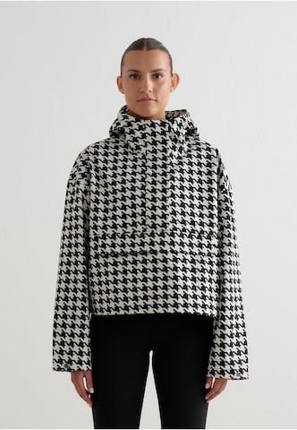 Aim'n Between-season jacket in Black: front