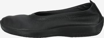 Arcopedico Ballet Flats in Black