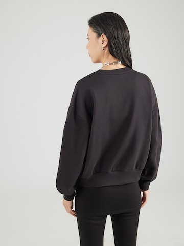 VANS - Sudadera en negro