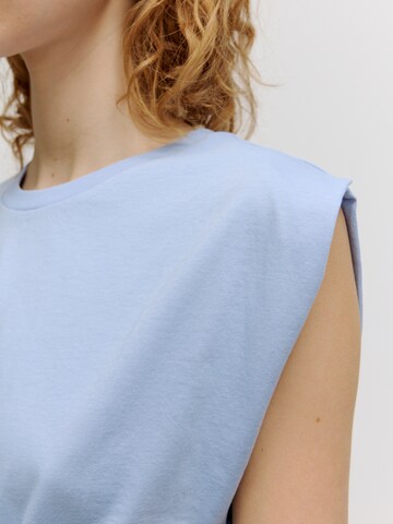 T-shirt 'Silja' EDITED en bleu