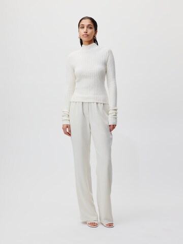 LeGer by Lena Gercke Loosefit Byxa 'Aylin Tall' i vit