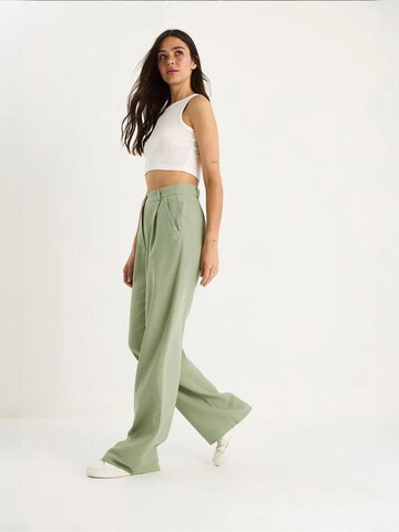 Bianco Lucci - Perna larga Calças em verde