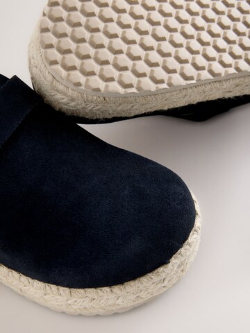 Next - Sapato aberto em azul