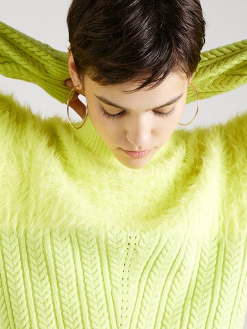 Pullover 'JOYCE' di Derhy in verde