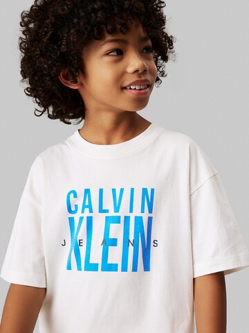 T-Shirt Calvin Klein Jeans en blanc
