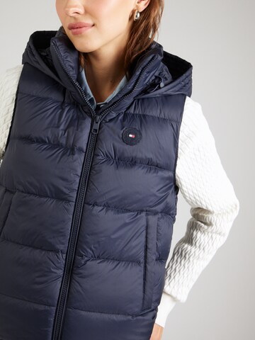 TOMMY HILFIGER Kamizelka w kolorze niebieski