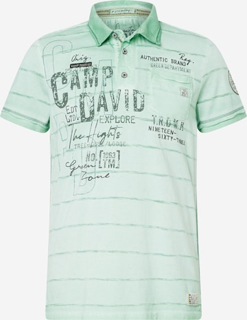 Tricou 'Tree House' de la CAMP DAVID pe verde: față