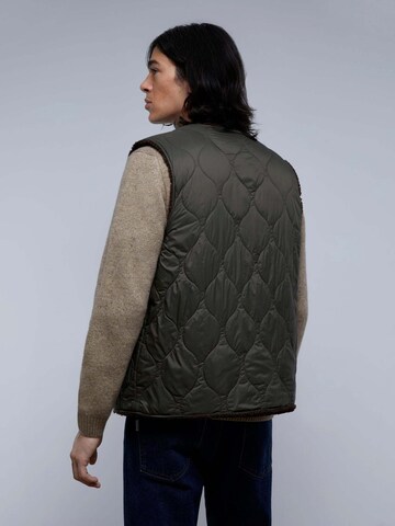 Scalpers Vest in Green