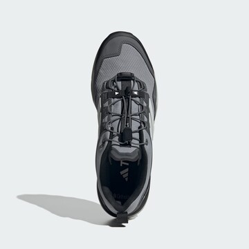 Chaussure basse 'Skychaser' ADIDAS TERREX en gris