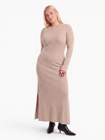 CITA MAASS Mekko värissä beige: etupuoli