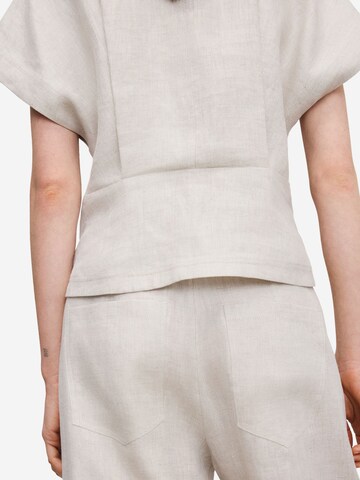 Adolfo Dominguez Särk, värv hall