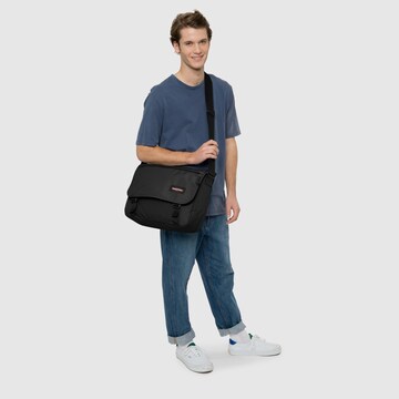 EASTPAK Messenger w kolorze czarny