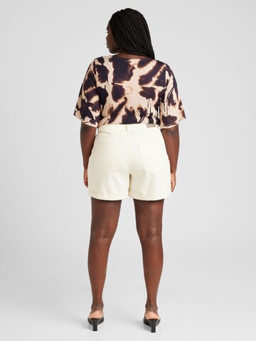 Regular Jean 'VEGA' ONLY Carmakoma en beige